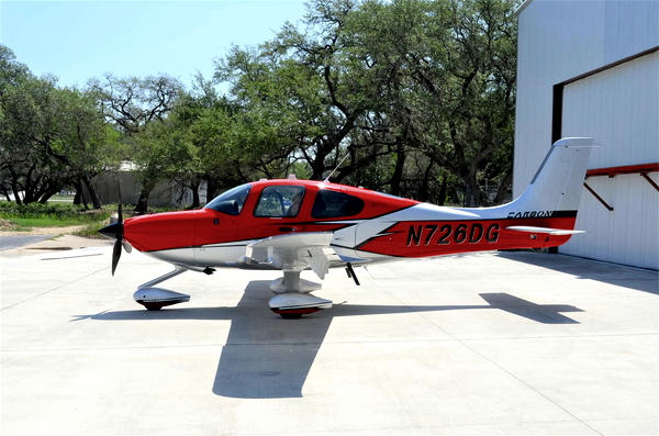 2017 Cirrus SR22-G6 Turbo - Carbon Edition with US registration N726DG. V1.7 - for Microsoft Flight Simulator