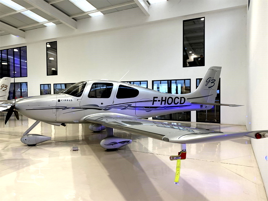 2007 Cirrus SR22 G3 with French registration F-HOCD. - for Microsoft Flight Simulator