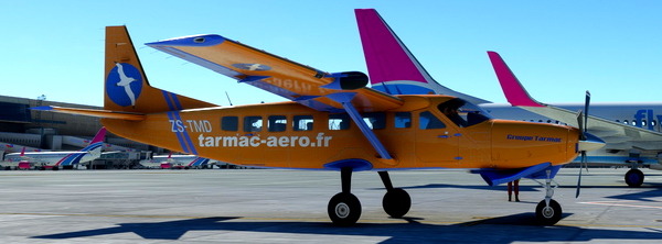 Black Square No Pod- CESSNA 208 EX TARMAC-AERO - 2020 - for Microsoft Flight Simulator