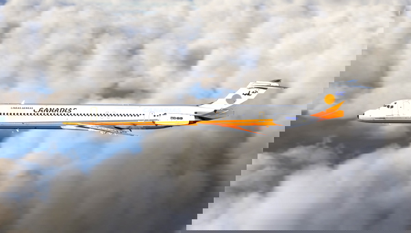 Lineas Aereas Canarias (EC-EJZ) Fly Maddog X MD83 - 8K - for Microsoft Flight Simulator
